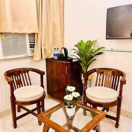 Sampat Royal Cafe Hotel Delhi  Exterior foto